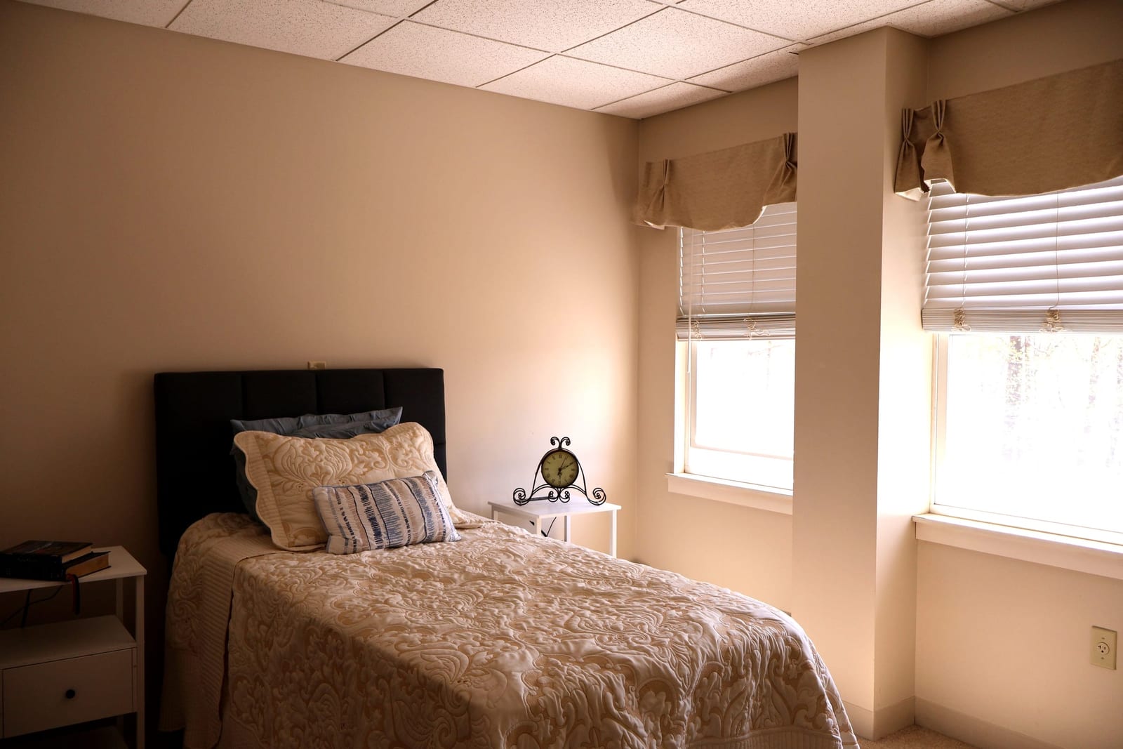 Assisted living apartment bedroom at Advinia Care Northbridge