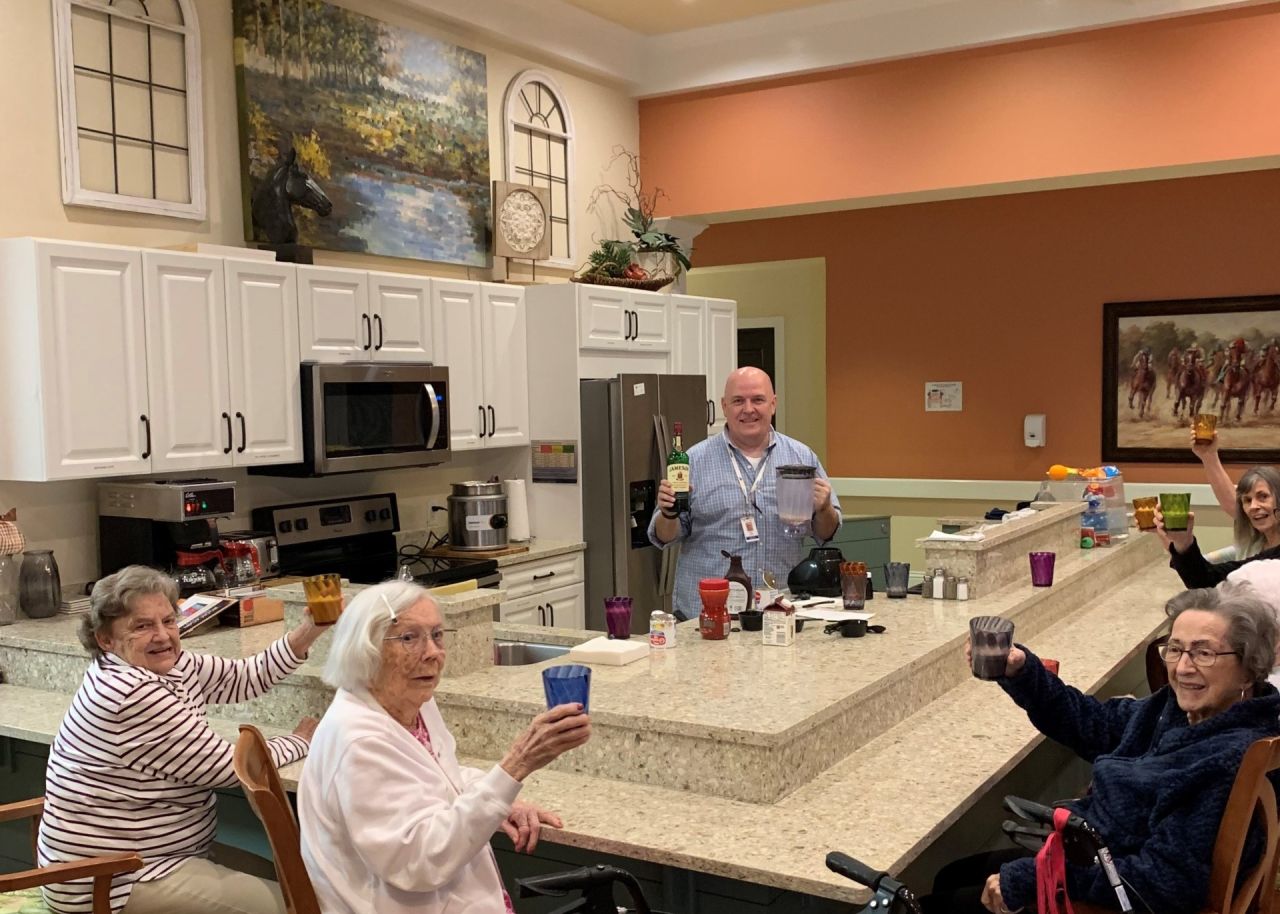 Activities at Advinia Care Summit Commons